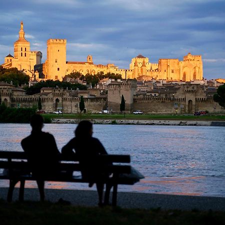 Le Petit Avignon - Chambres & Appartement A Deux Pas Du Pont D'Avignon Et Du Palais Des Papes Eksteriør bilde