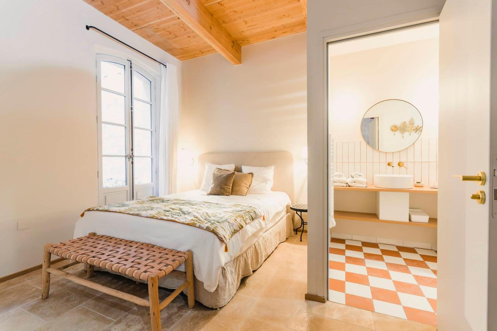 Le Petit Avignon - Chambres & Appartement A Deux Pas Du Pont D'Avignon Et Du Palais Des Papes Eksteriør bilde