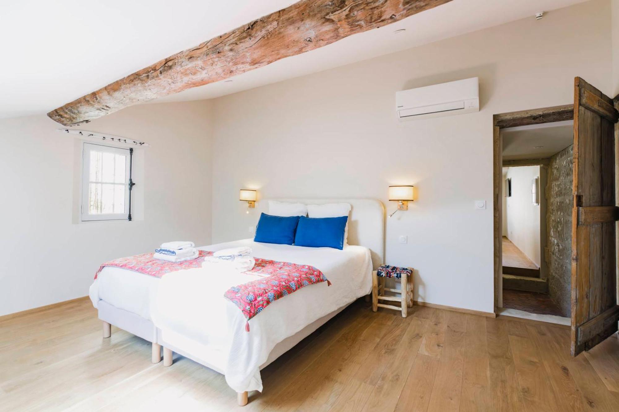 Le Petit Avignon - Chambres & Appartement A Deux Pas Du Pont D'Avignon Et Du Palais Des Papes Eksteriør bilde