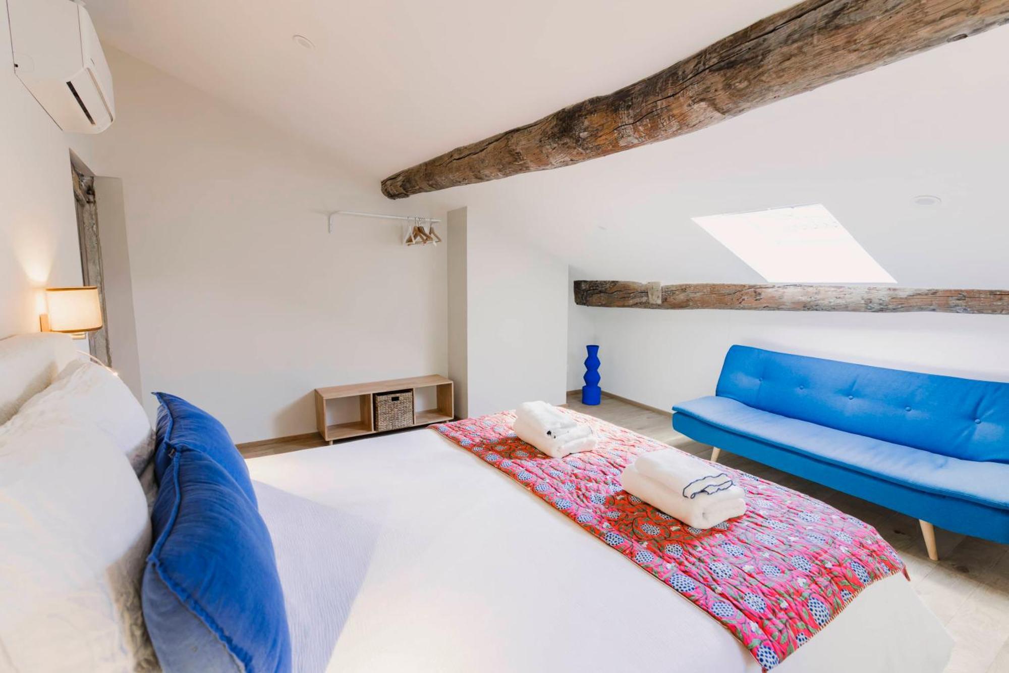 Le Petit Avignon - Chambres & Appartement A Deux Pas Du Pont D'Avignon Et Du Palais Des Papes Eksteriør bilde