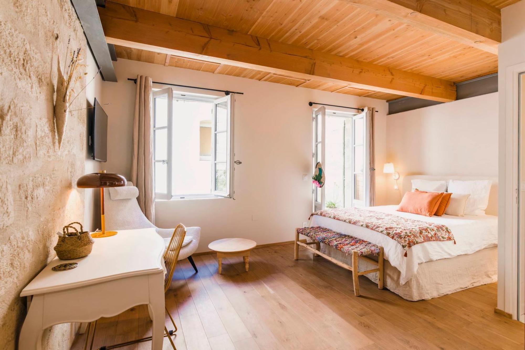 Le Petit Avignon - Chambres & Appartement A Deux Pas Du Pont D'Avignon Et Du Palais Des Papes Eksteriør bilde